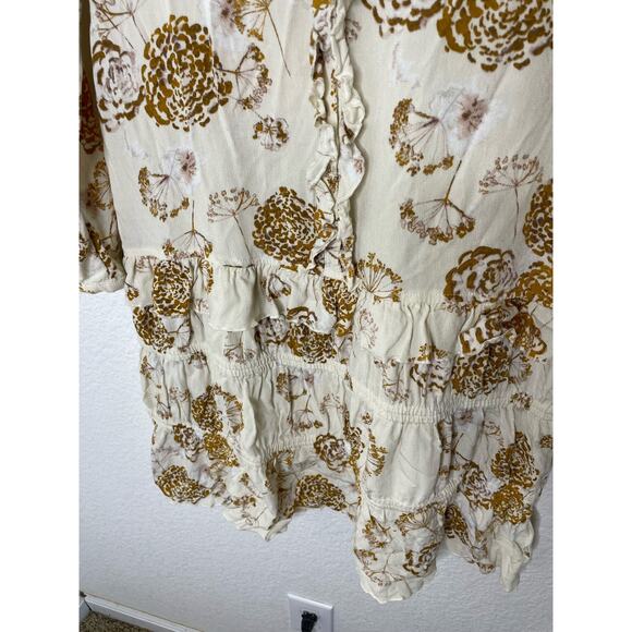 Hinge Ivory & Tan Floral Ruffle 3/4 Sleeve Dress size small - Picture 2 of 4